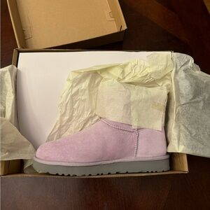 UGG Pink Mini Bailey Button Poppy
